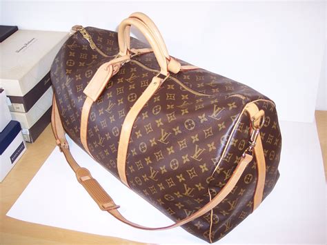 louis vuitton mens travel bag fake|louis vuitton weekend bag price.